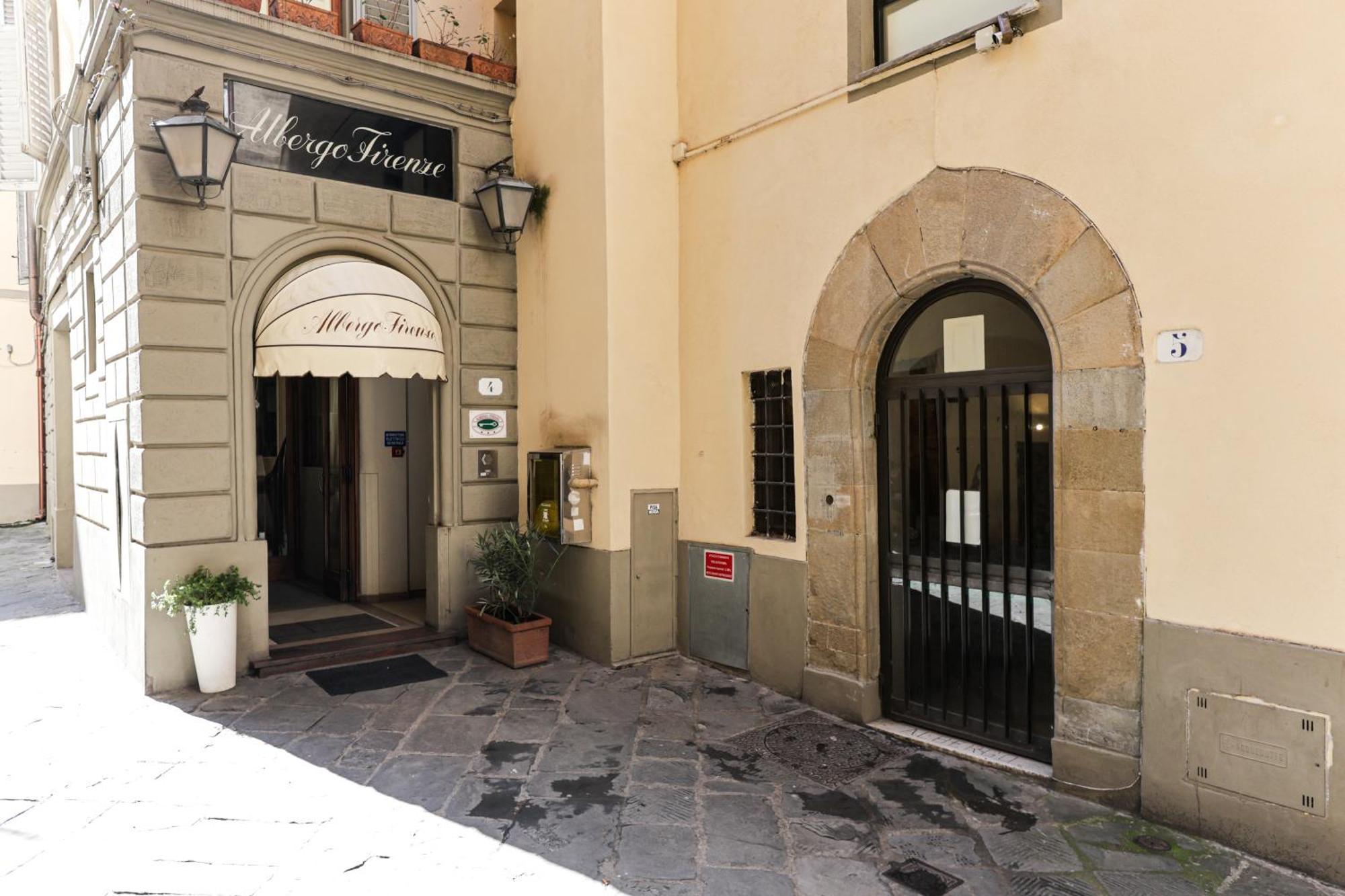 Albergo Firenze 3* Florencia